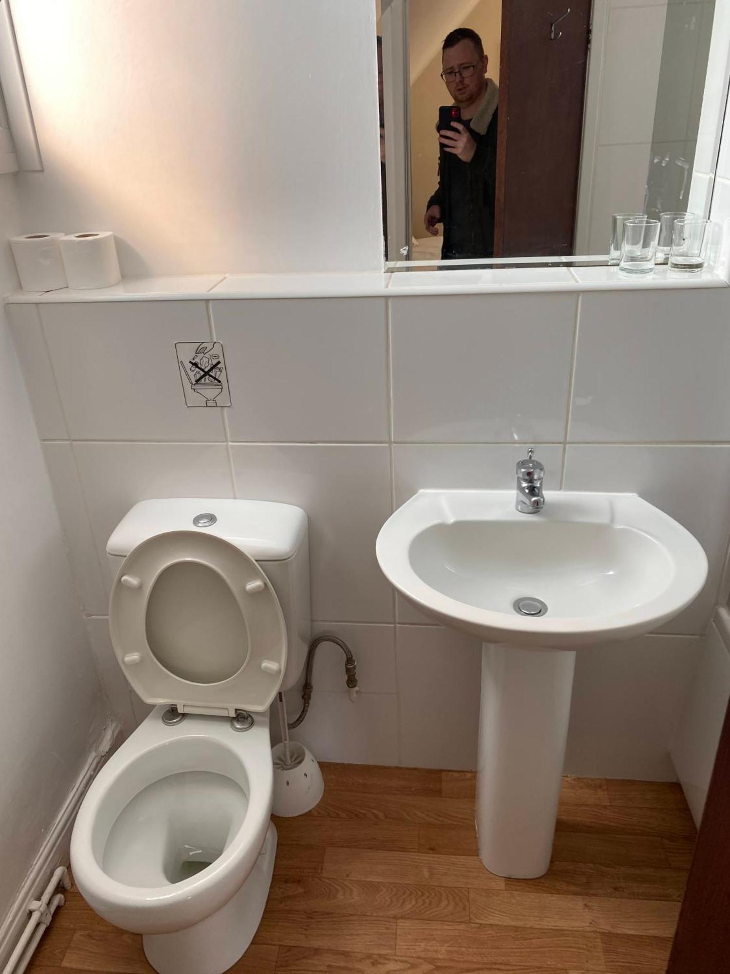 The Linden Leaf Rooms Beeston  Room photo